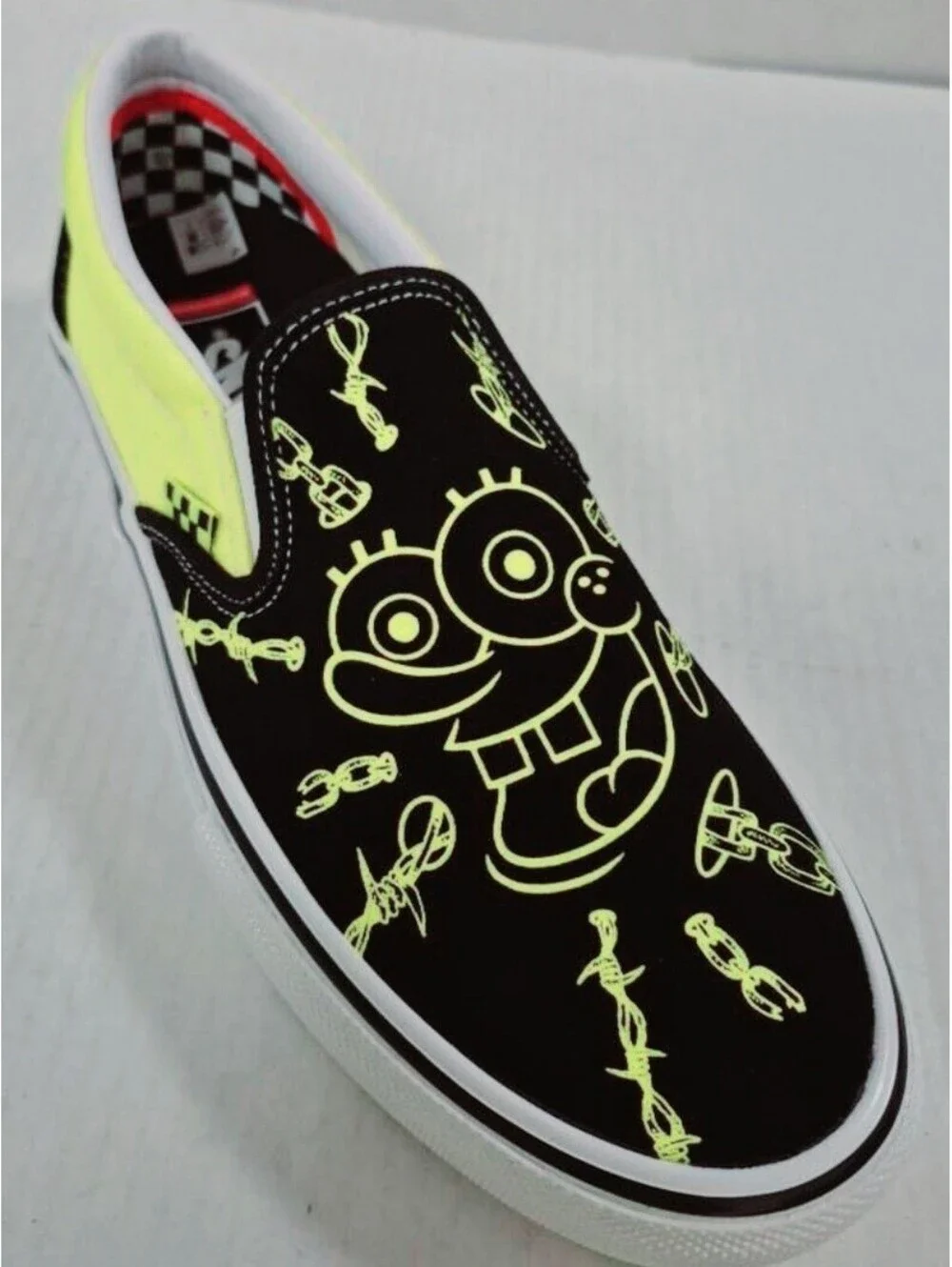 Vans Slip On Spongebob+ Gigliotti  Mens Size 10 Black And Yellow Limited Ed.